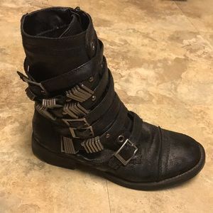 Moto boots